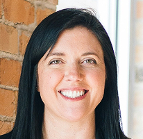 Sophie Hartwell, asiakaspalvelupäällikkö palvelutiimissä, henkilökuva.